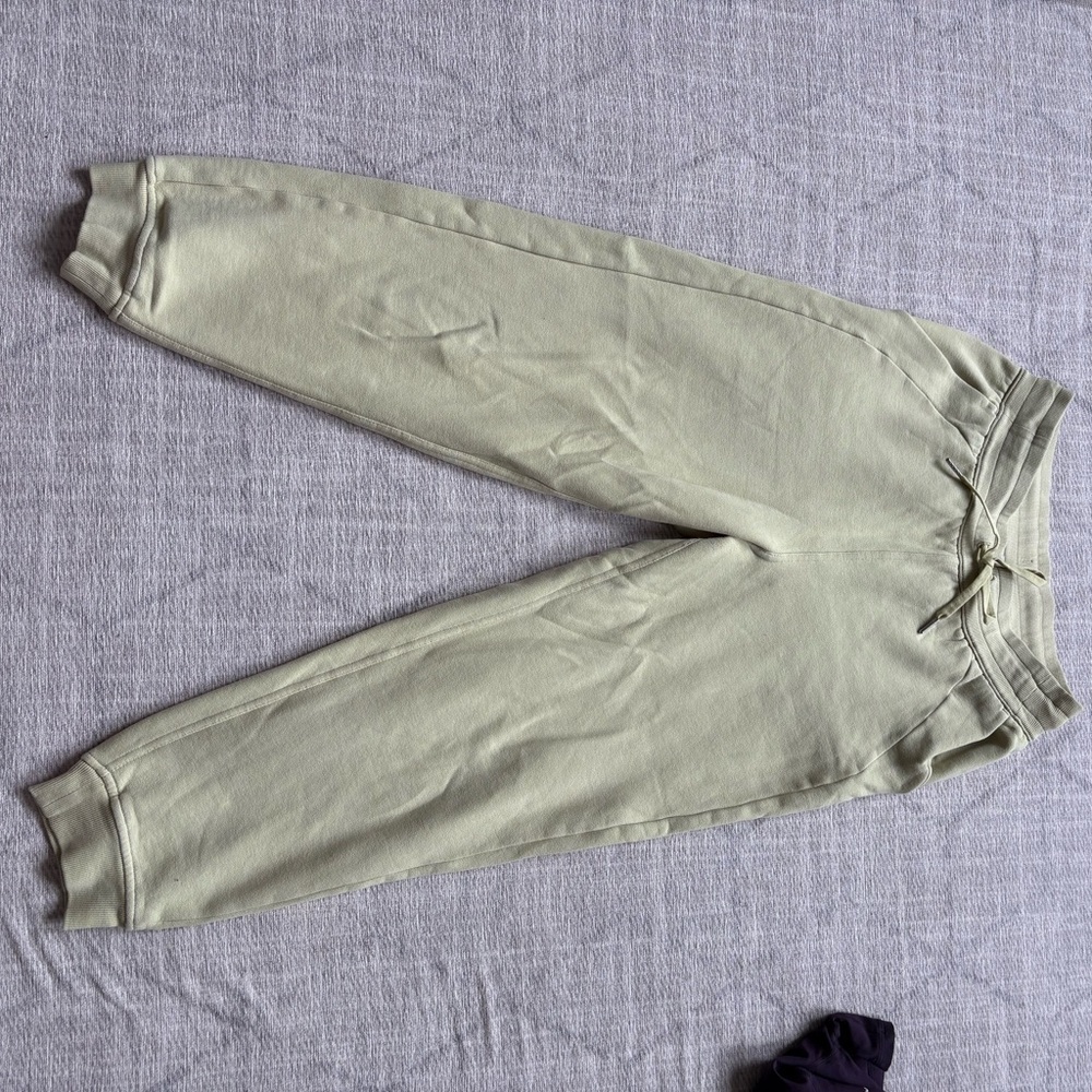 Lululemon Ready to Rulu Jogger Size 8